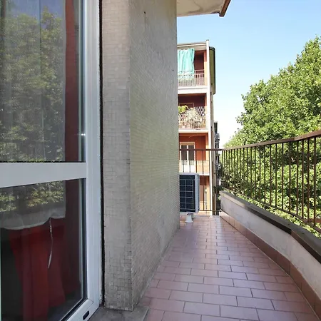 Red Touch Flat - Design & San Siro Apartman Milánó